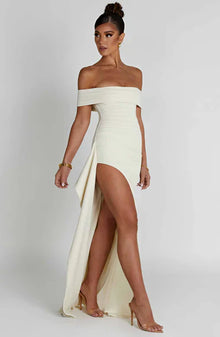 Joyce | Chic & Flattering Maxi Dress